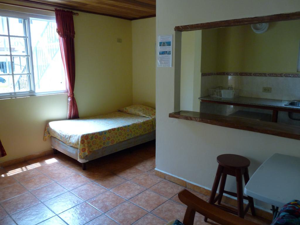 Hotel Posada Isla Chica Bocas del Toro Room photo